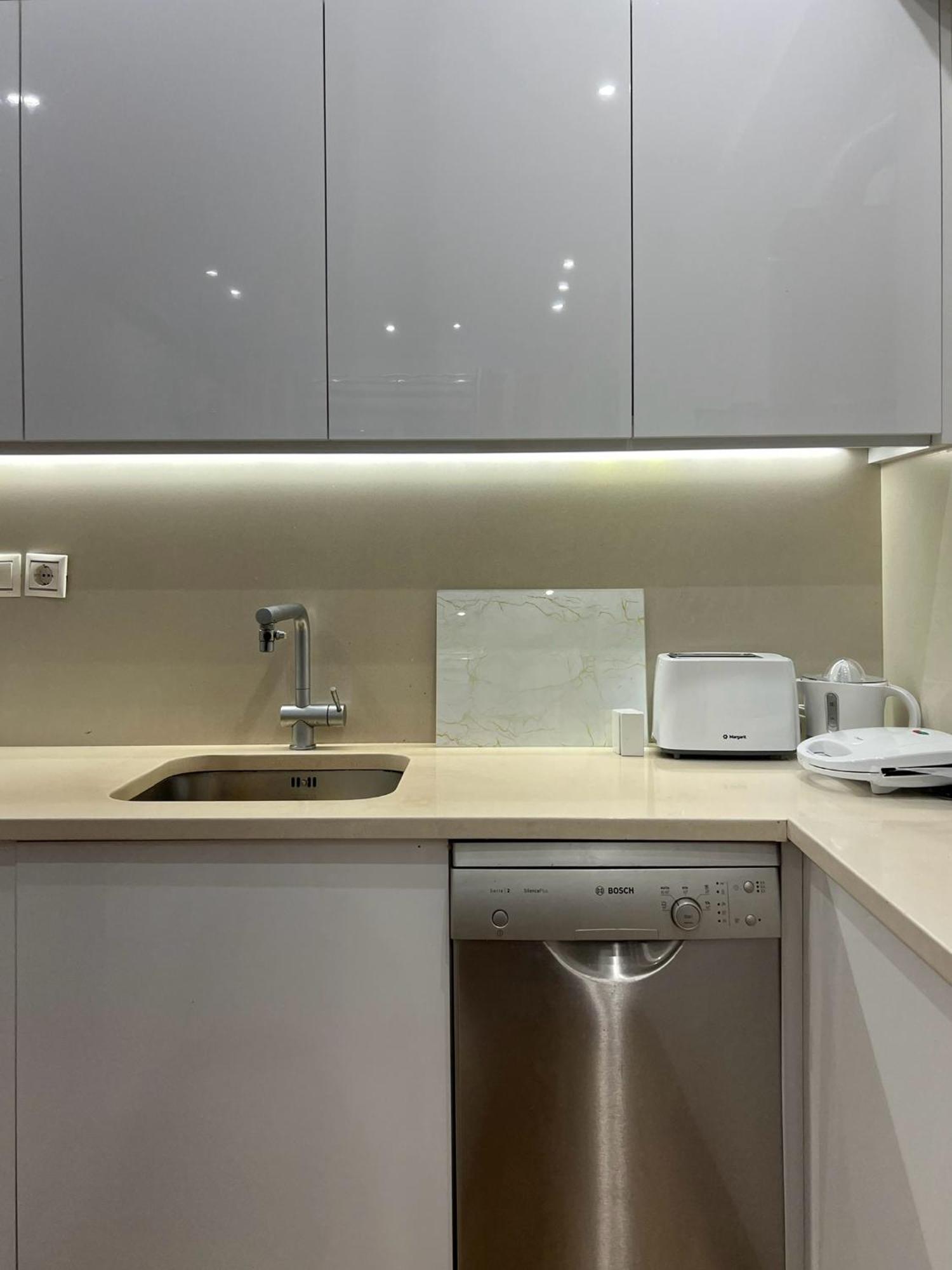 Marina Zeas Seaview House-Marinaq Διαμέρισμα Πειραιάς Εξωτερικό φωτογραφία